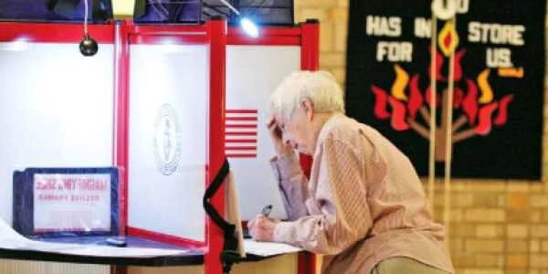 Americanii votează uneori şi de cinci ori pe an