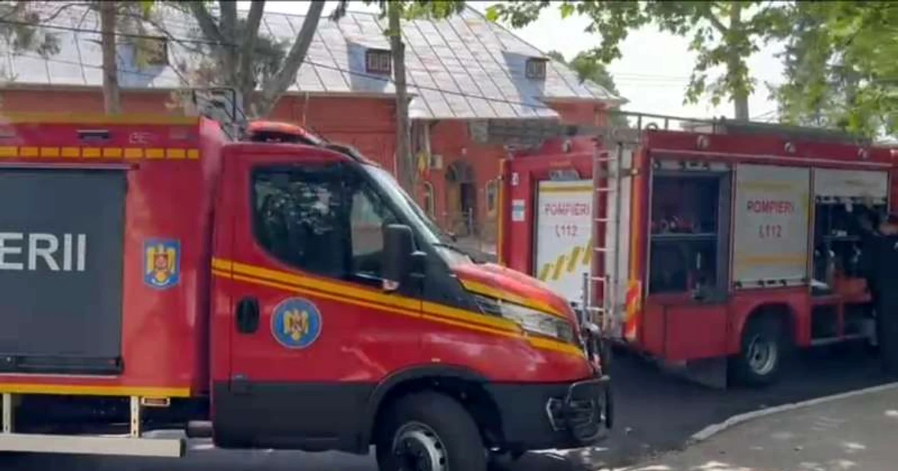 Grefiera a încercat să se sinucidă chiar în sediul Parchetului din Vaslui FOTO ISU Vaslui