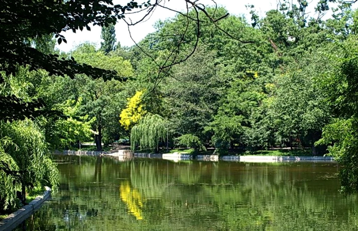 Cele mai frumoase parcuri din Bucureşti. Parcul Cişmigiu