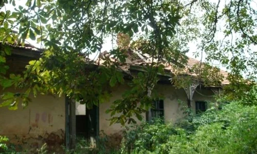 Castelele şi conacele din Bihor sau un exemplu de cum să ştergi istoria cu buretele jpeg