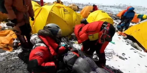 Alpinist Everest Instagram jpg