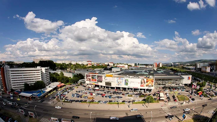Iulius Mall Iasi JPG