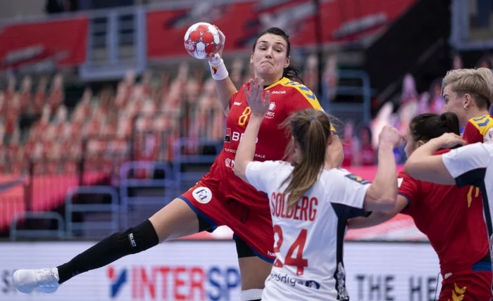 Cristina Neagu e liderul naționalei de peste un deceniu (FOTO: Sportpictures)