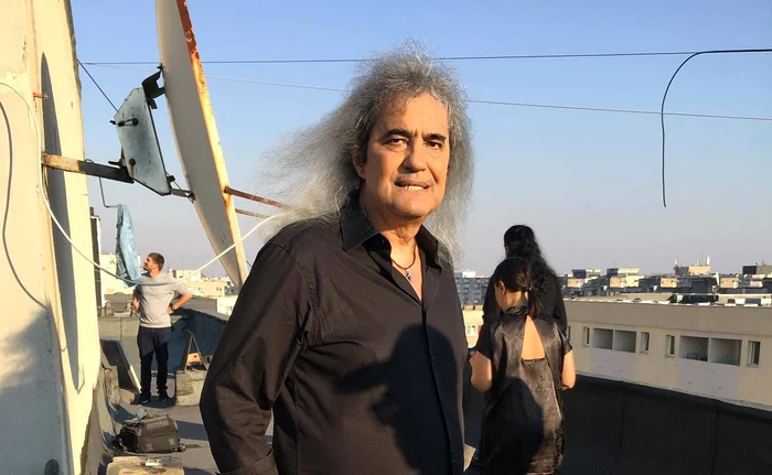 Cristi Minculescu are 61 de ani, din care 40 a cântat în Iris