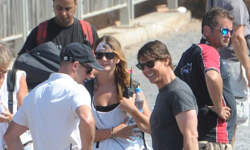 Tom Cruise si asistenta sa jpeg