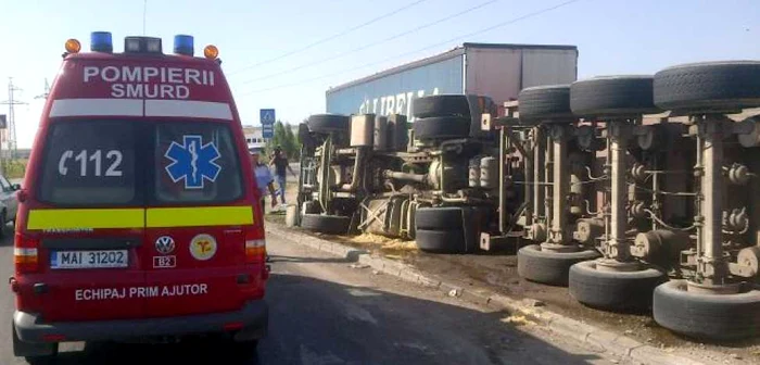 Camionul s-a răsturnat în zona gropii de gunoi sursa foto: www.opiniatimisoarei.ro