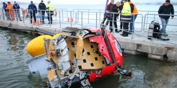 Epava elicopter prăbuşit lacul Siutghiol Constanţa Mamaia 