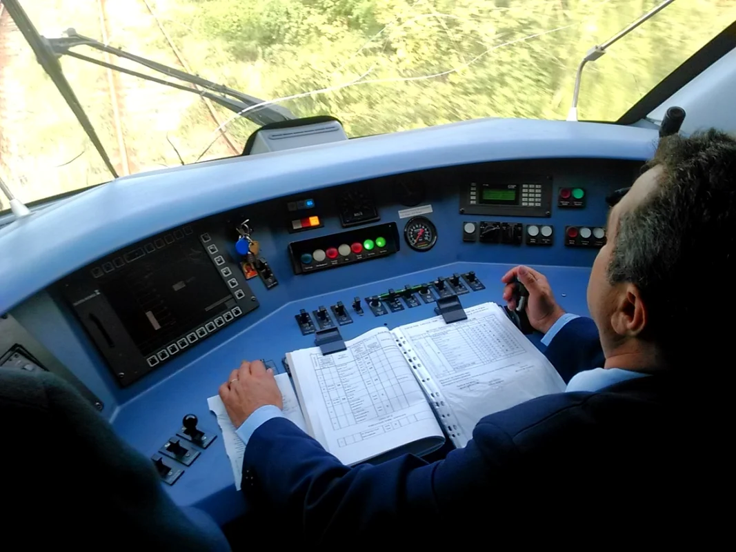 Tren Pietroşiţa