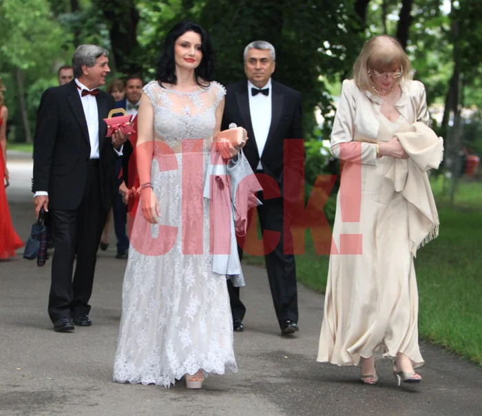 Silvia Chifiriuc la nunta Oanei Roman