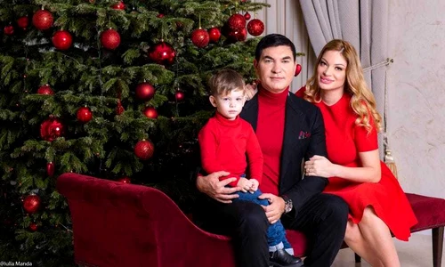 2 valentina pelinel cristi borcea milan cristian primul craciun 2018 1 jpg jpeg