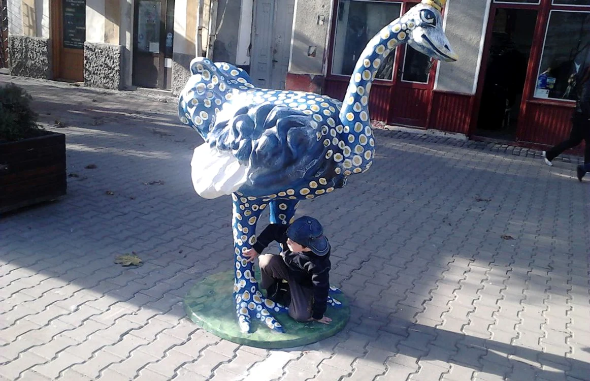 Simbolul Bistriţei, într-o variantă originală, a împânzit centrul istoric al Bistriţei