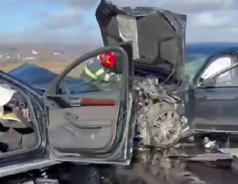 Tragedie pe DN 24, în județul Iași: un bărbat a murit și două persoane au fost rănite