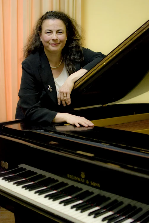 cataliana diaconu pianista