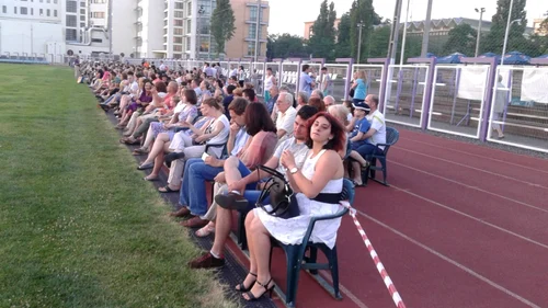 Filarmonica pe stadionul Ştiinţa FOTO Ştefan Both