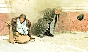 Nicolae și Elena Ceaușescu au fost executați la data de 25 decembrie 1989 jpeg