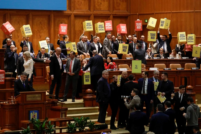 Legea bugetului de stat pentru anul viitor a fost adoptată de Parlament FOTO Inquam Photos 