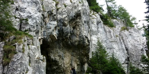 piatra cu apa
