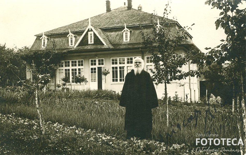 Patriarhul Nicodim Munteanu, forțat de Petru Groza să meargă la Moscova în 1946. Ierarhul se împotrivea comunismului 
