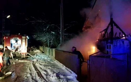 Incendiu Mihoveni. FOTO ISU Suceava