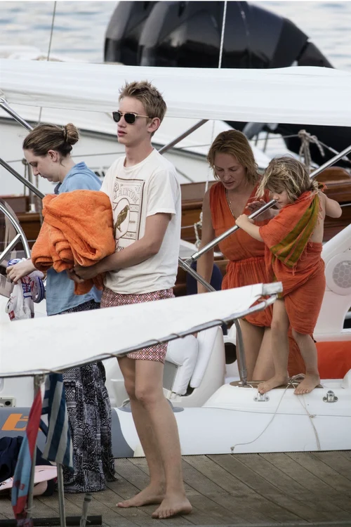 *EXCLUSIVE* Uma Thurman and daughter Luna rock matching outfits while on vacation in Greece jpeg