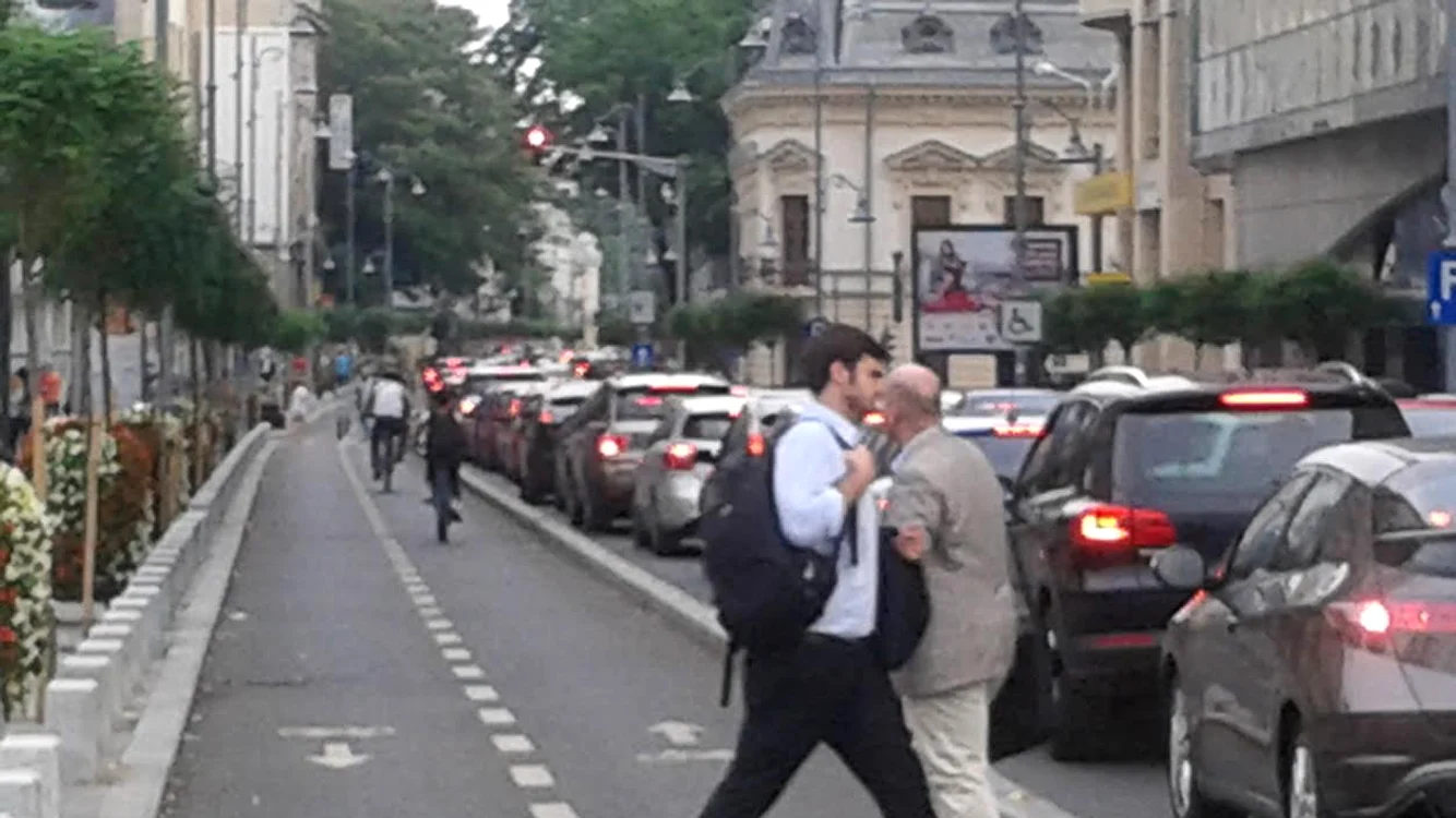Lucrările au fost gata în noiembrie 2014, iar de atunci aglomerația e la ea acasă