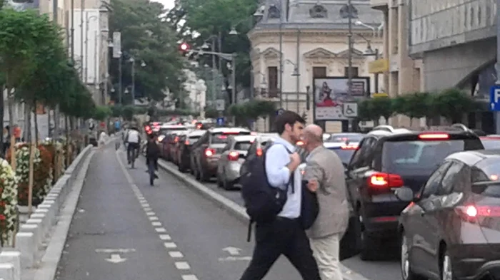 Lucrările au fost gata în noiembrie 2014, iar de atunci aglomerația e la ea acasă