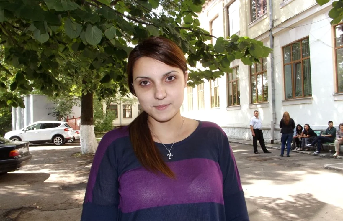 Maria, fiica omului de afaceri Iulică Pătraşcu, susţine zilele acestea examenul de bacalaureat FOTO Corina Macavei