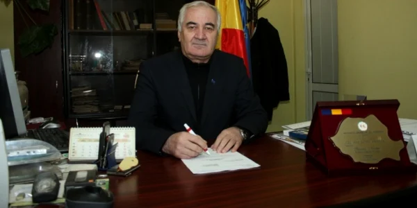 Primarul oraşului Filiaşi este suspectat de abuz în serviciu în formă continuată