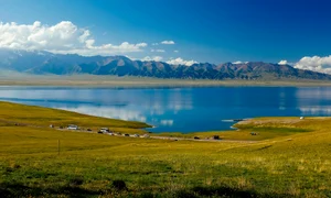 race the lake 2884113 1280 jpg