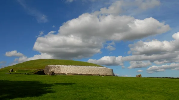 Cel mai spectaculos mormânt neolitic din Irlanda ascunde un secret sumbru  jpeg