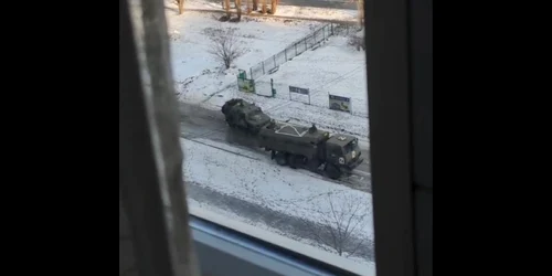 Vehicule militare ruse in Harkov