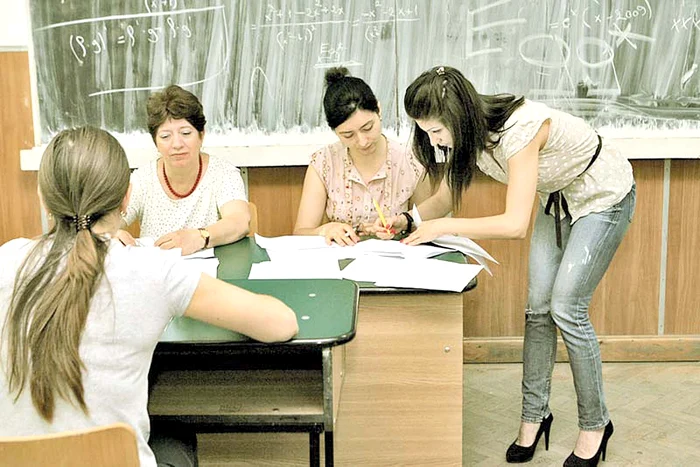 candidații speră să primească subiecte ușor de rezolvat și la Matematică FOTO: arhiva