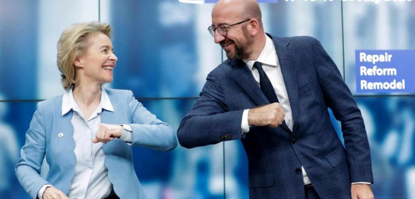 Ursula von der Leyen si Charles Michel FOTO EPA-EFE