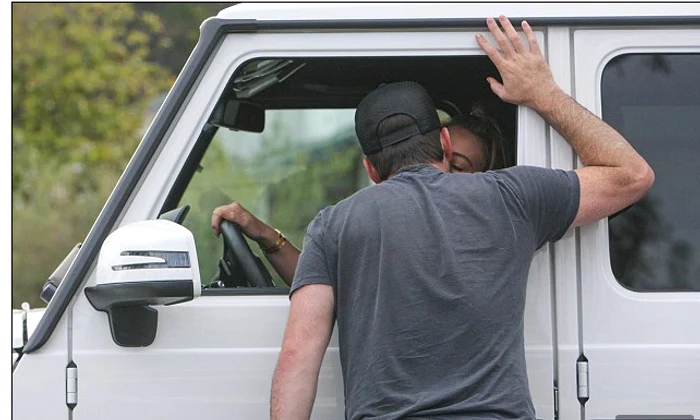 hilary duff mike comrie png