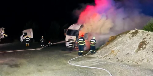 slobozia incendiu camion foto isu ialomita