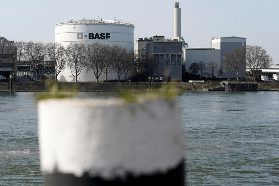 Cum ar putea raționalizarea gazelor la fabrica BASF din Germania să arunce toată Europa în criză