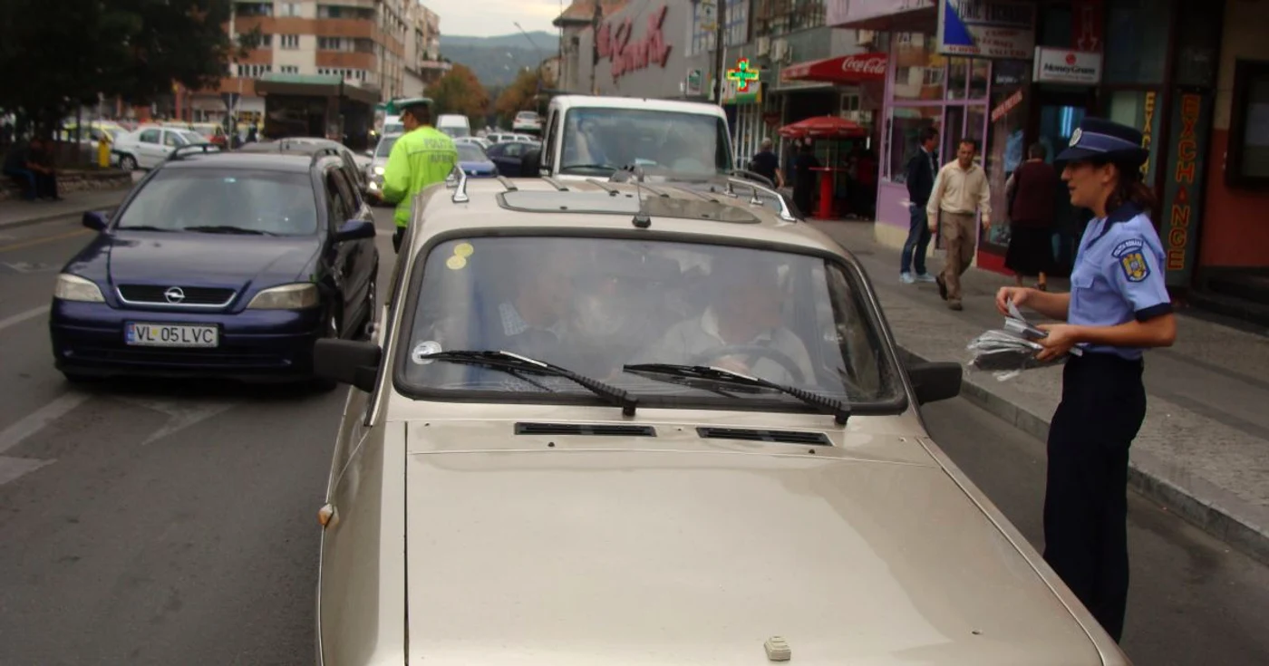 Şoferul unei Dacii crede că maşina lui nu mai este atractivă pentru hoţi