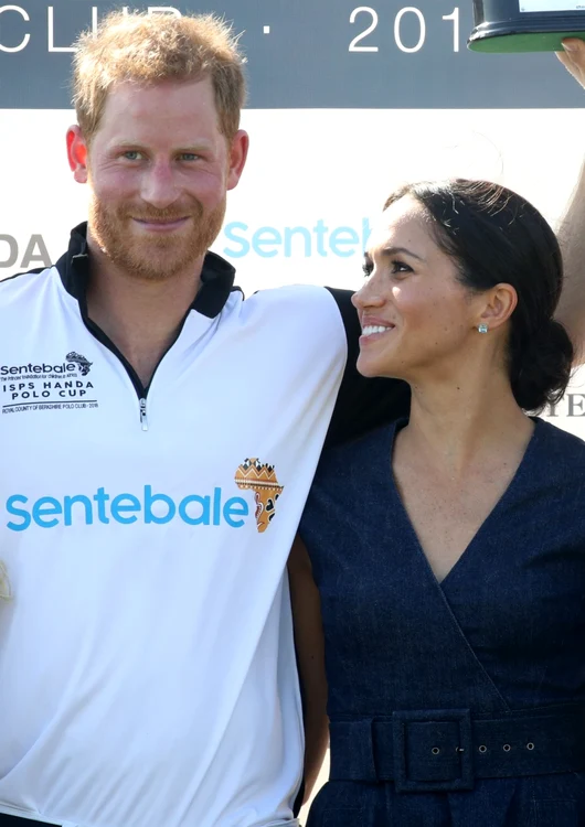 ducii de sussex la un meci de polo foto guliver/getty images