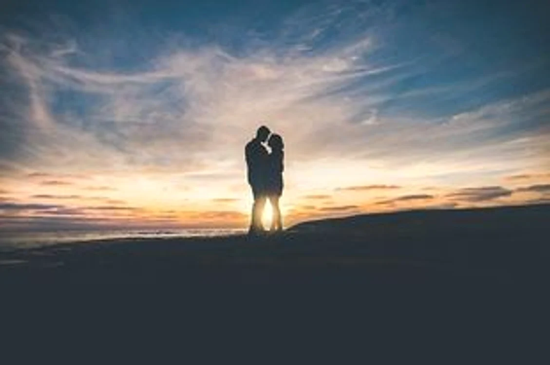 Este foarte important ca atunci când dorim să îi comunicăm ceva partenerului nostru de viaţă, să o facem la momentul potrivitfoto: Pixabay.com