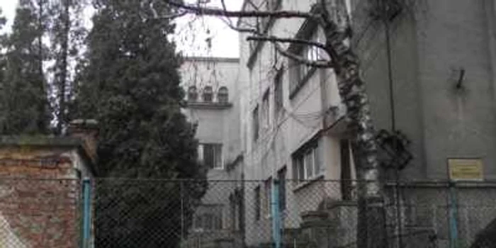 Foto Adevărul/Clădirea în care vor fi mutaţi pacienţii de la Psihiatrie