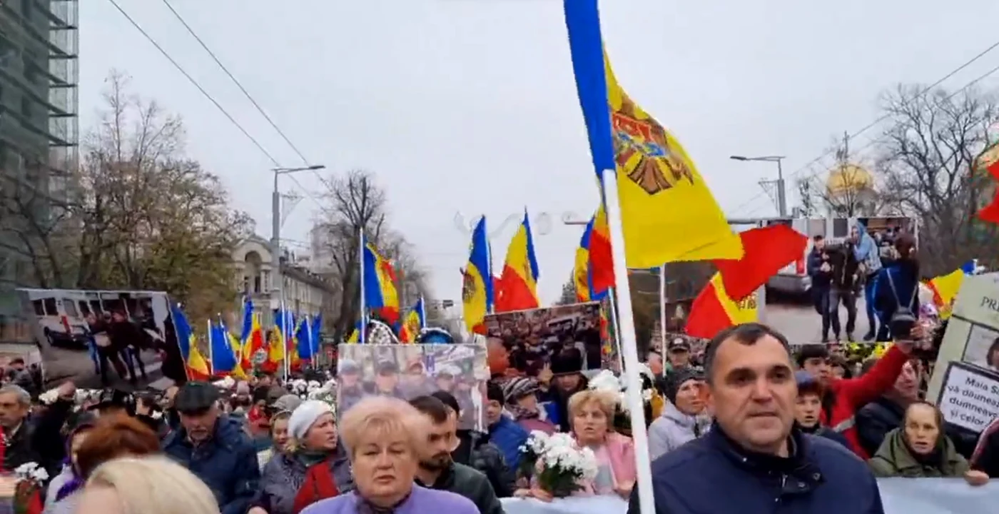 A fost a opta duminică de proteste antiguvernamentale organizate în Chișinău FOTO: Captură Video