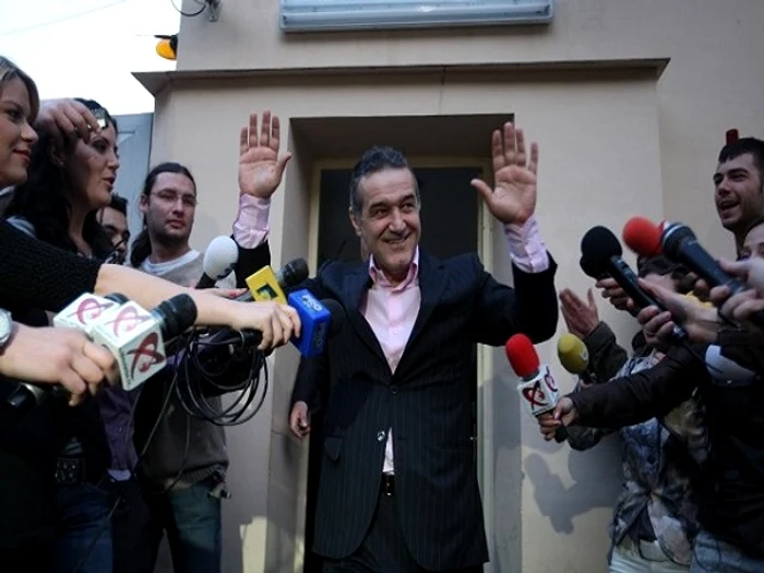 
    Cererea de Eliberare condiţionată a lui Gigi Becali a fost aprobată de primul tribunalFoto Click!  