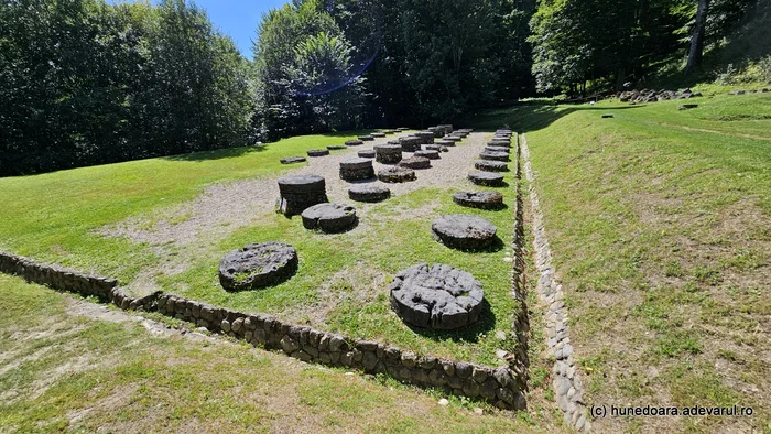 Sanctuar dacic în Sarmizegetusa Regia. Foto: Daniel Guță. ADEVĂRUL