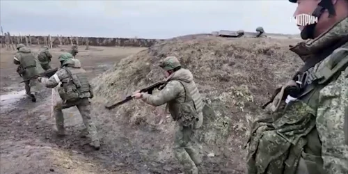 Moscova a publicat imagini de la antrenamentele soldaților nord coreeni FOTO Profimedia jpg