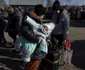 Ucrainencele fug din calea ororilor războiului încercând să-şi salveze copiii. FOTO Gettyimages