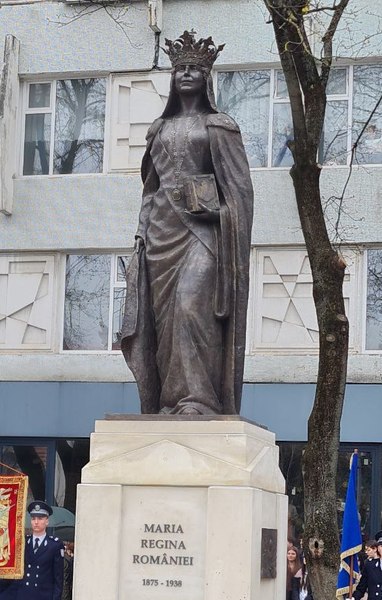 Statuia Reginei Maria, inaugurată la Chișinău în ziua împlinirii a 107 ani de la unirea Basarabiei cu România