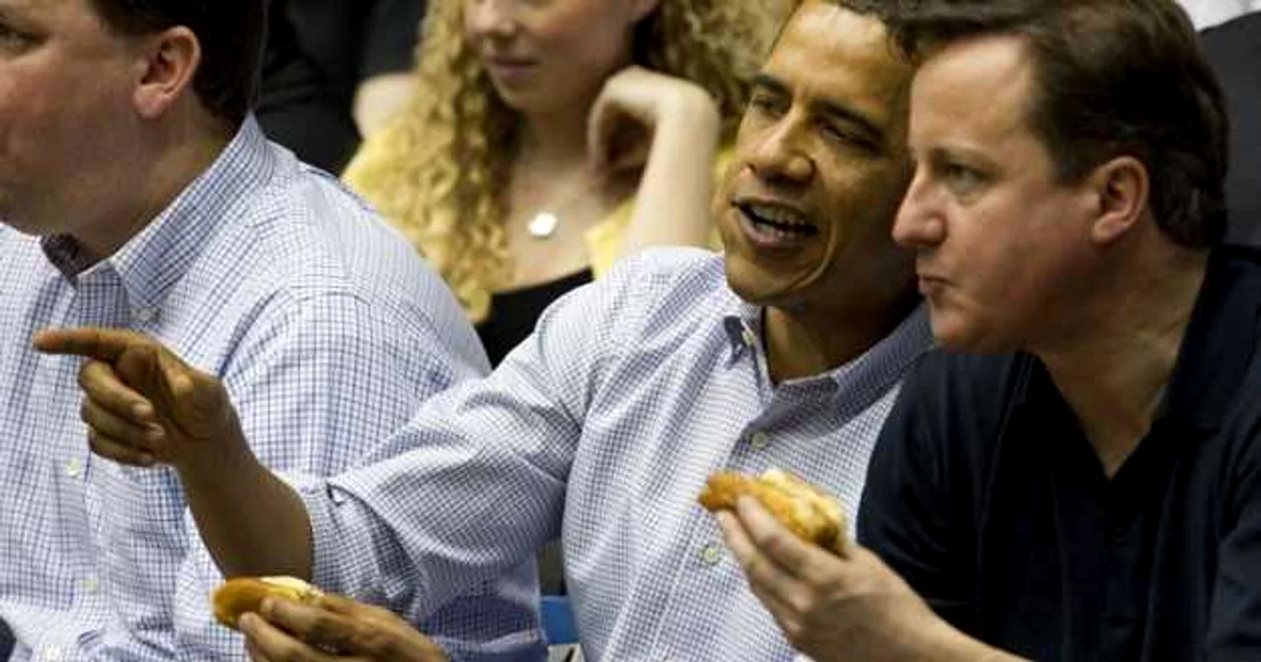 David Cameron vrea să interzică serviciile de tip WhatsApp sau Snapchat FOTO AP