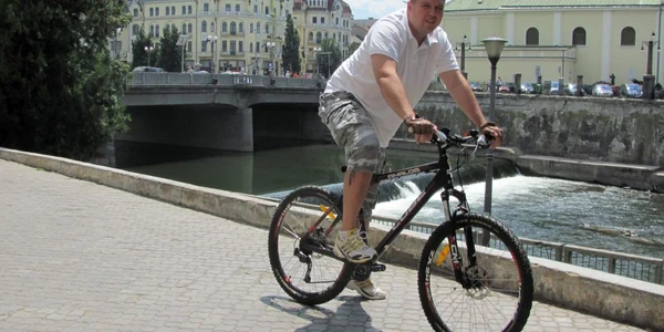 Pista de biciclişti va lega Calea Borşului de Cartierul Nufărul