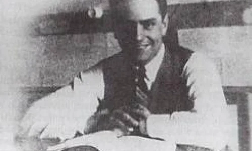 Fişa personală a lui Mircea Vulcănescu întocmită de Legaţia URSS din Bucureşti jpeg