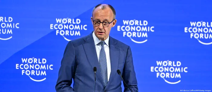 Cancelarul german Friedrich Merz în timpul discursului susţinut la Davos